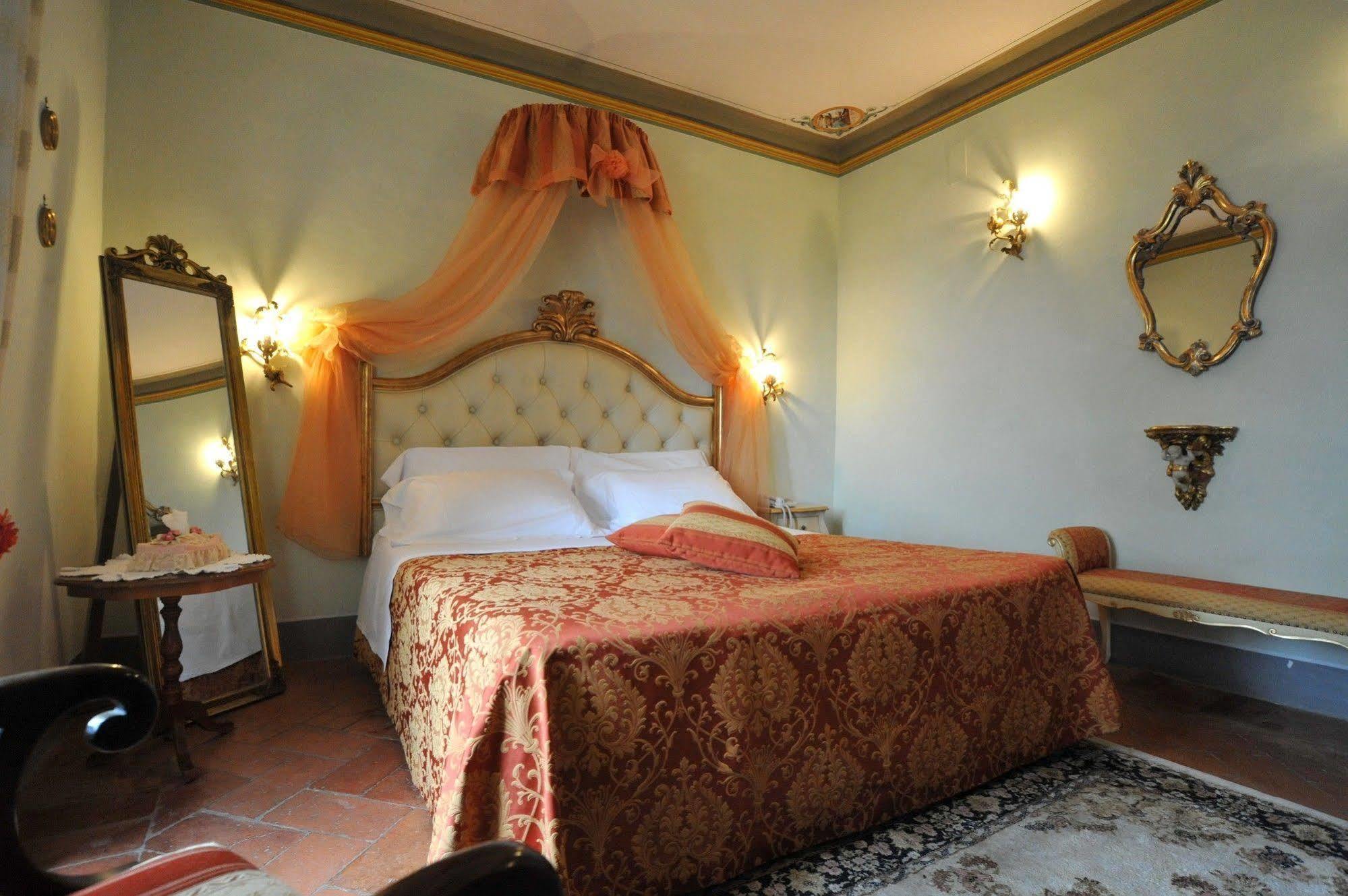 Country house Relais Castelluccio Palusse *